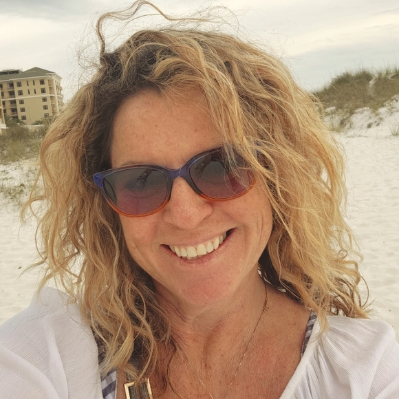 Meet the Posher Other - Meet your Posher, Tara